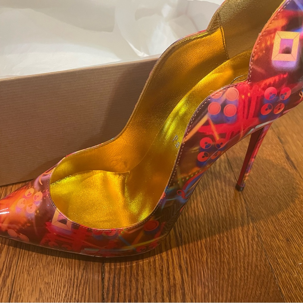 *sale** Christian Louboutin *new* Hot Chick multi disco pointy toe pump - Picture 3 of 11